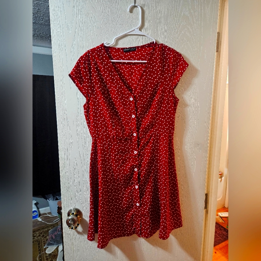 Dress w/ Hearts Pattern